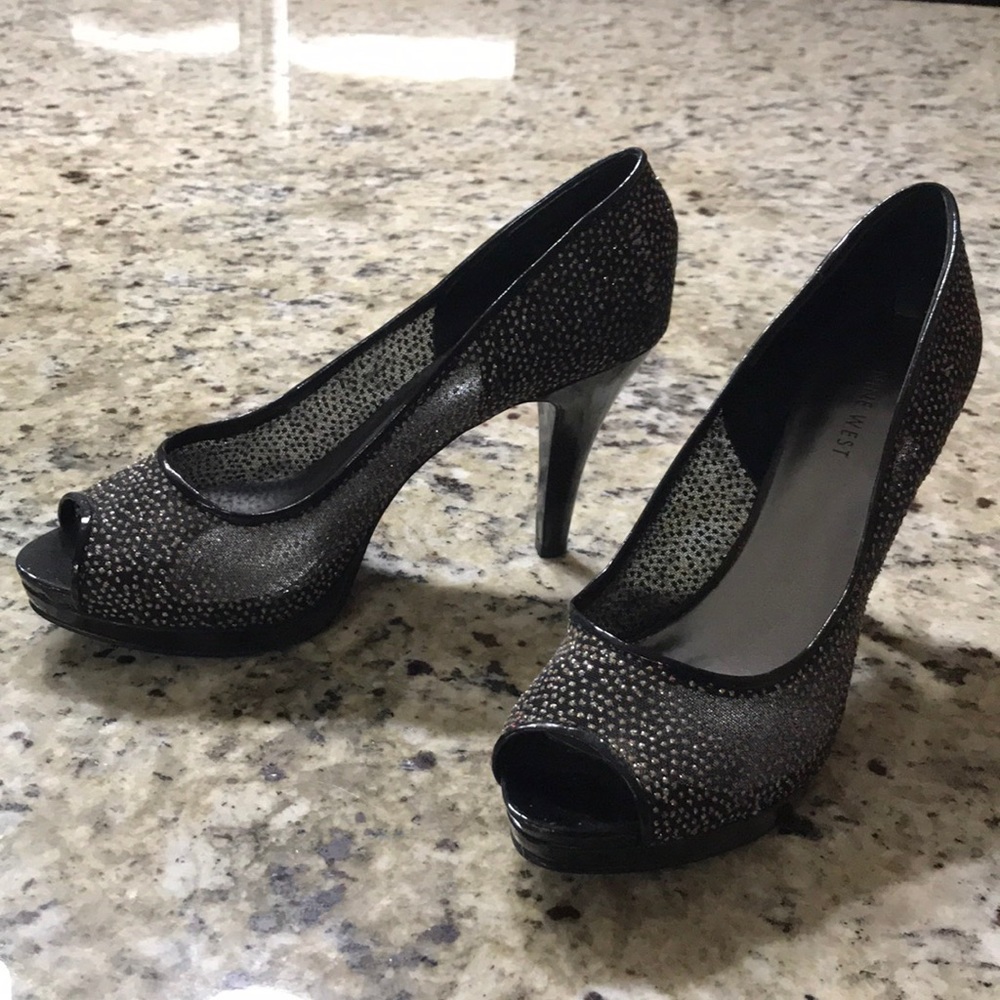 Black/silver glitter peep toe heel